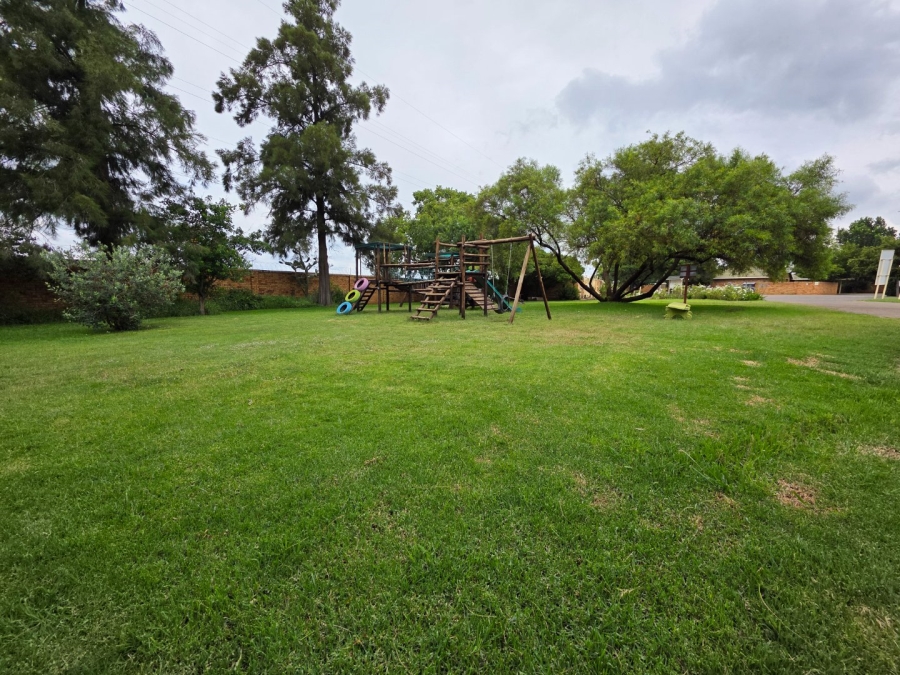 4 Bedroom Property for Sale in Heuwelsig Free State